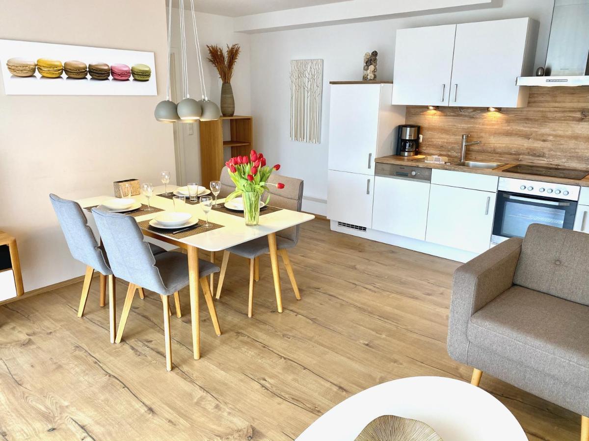 Moenchgut Living & Spa Gager Eksteriør billede A typical apartment