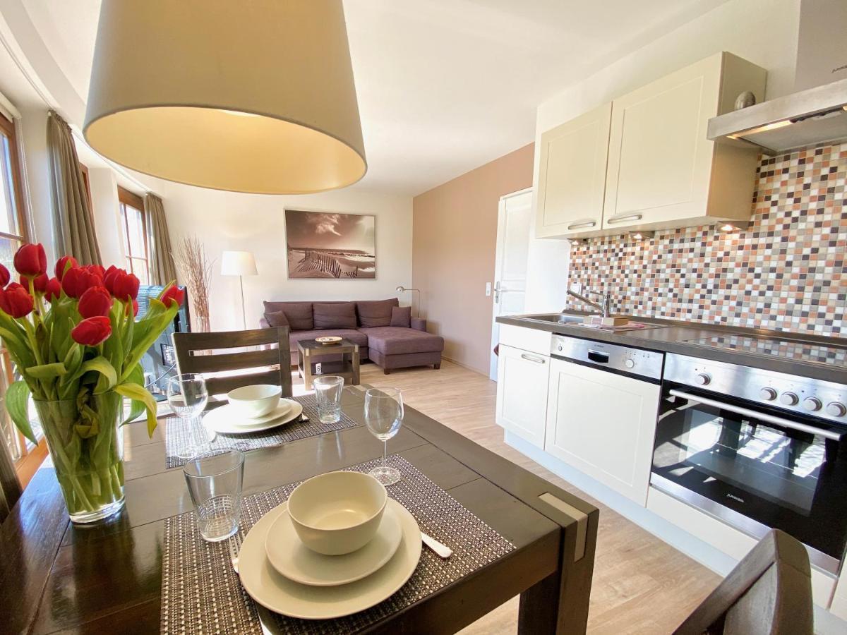 Moenchgut Living & Spa Gager Eksteriør billede A typical serviced apartment in Berlin, Germany